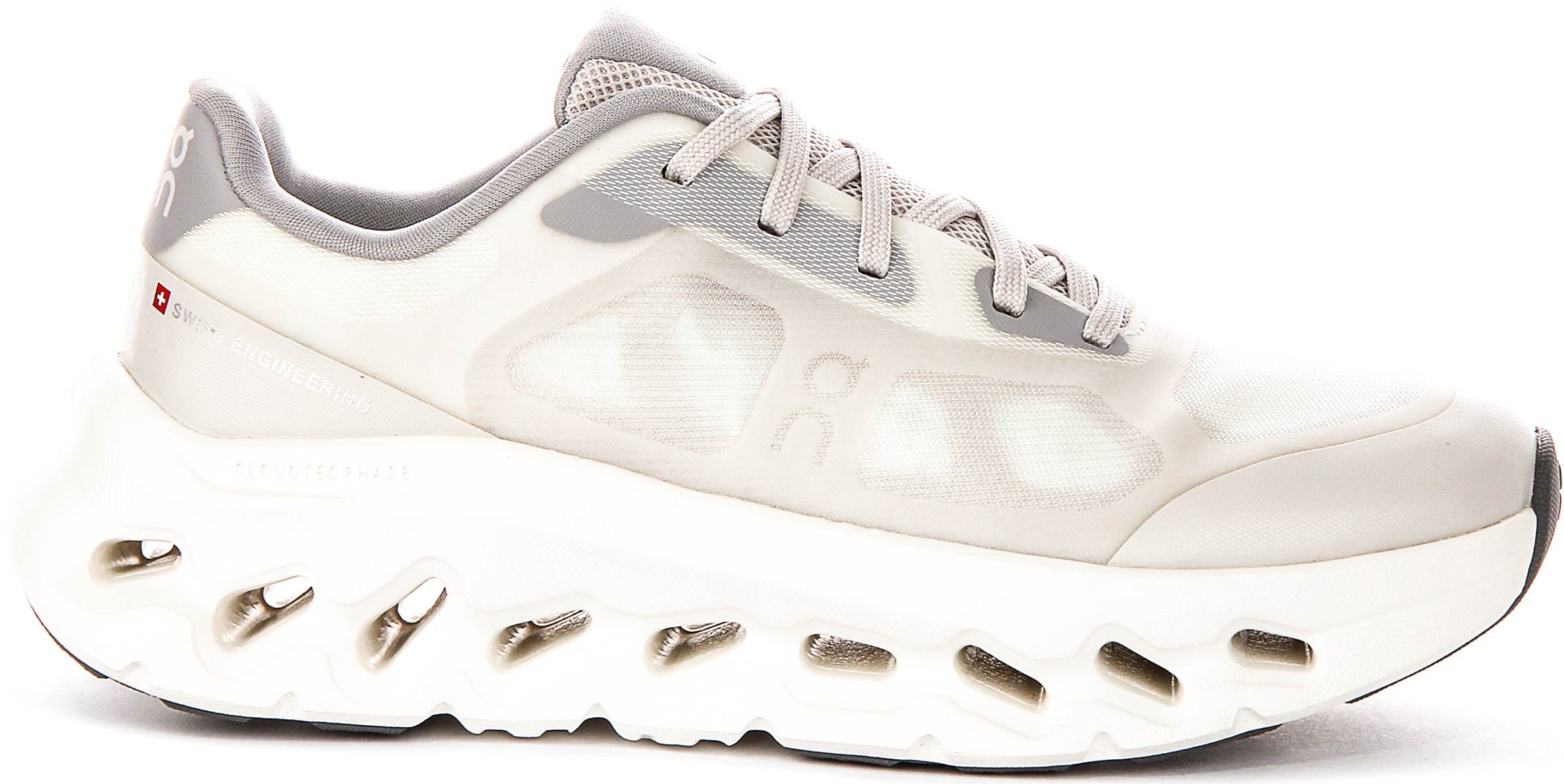 On Running Cloudtilt Remix In Ivory For Men