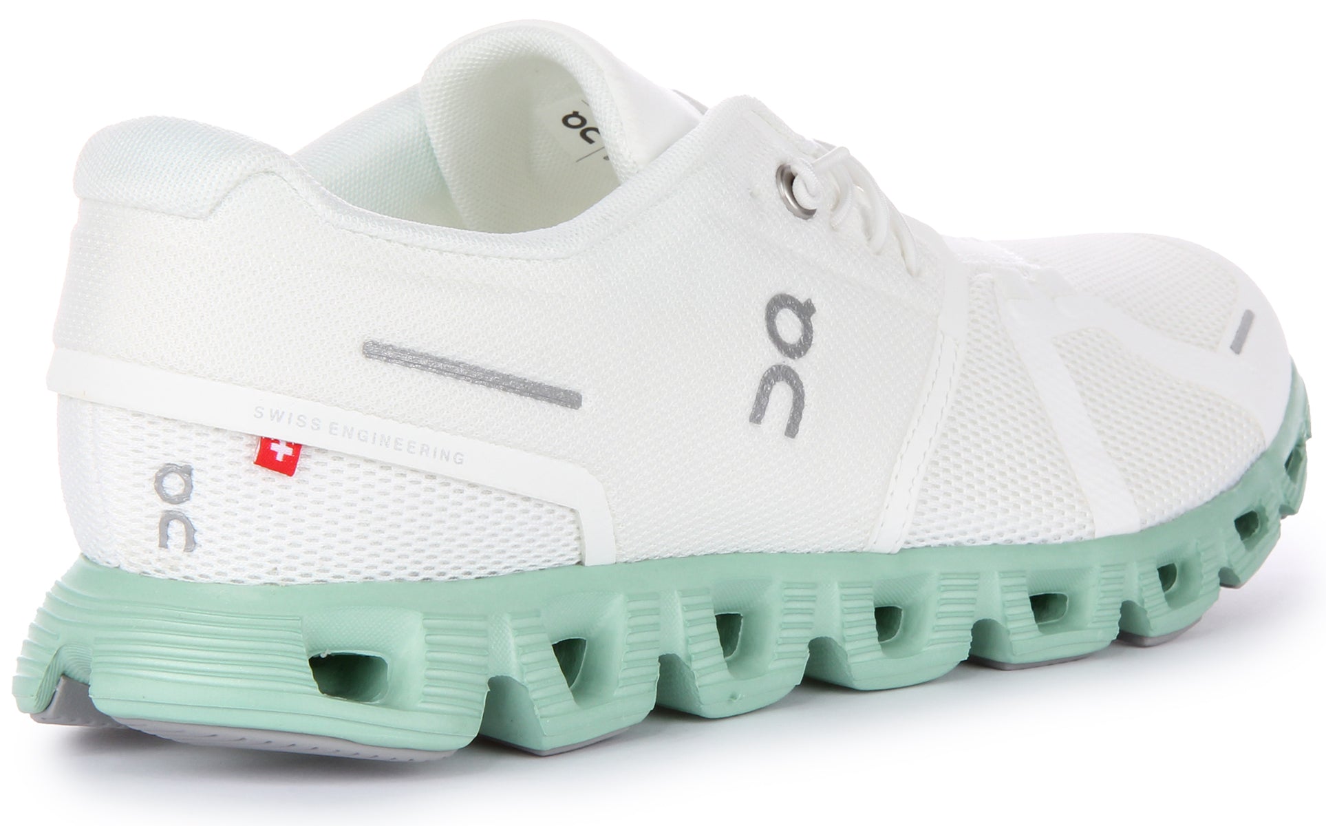 On Running Cloud 5 In White For Men